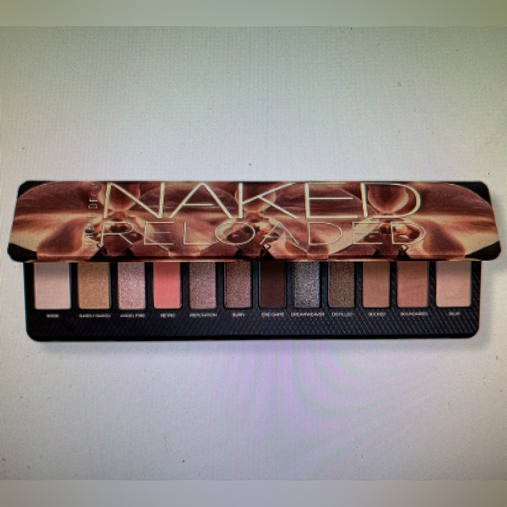 URBAN DECAY NAKED RELOAD EYESHADOW PALETTE NWT! - Picture 3 of 4